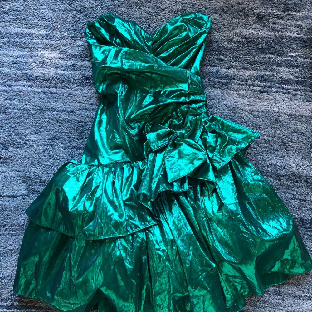 Killer Vintage 80s Prom Dress!